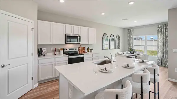 24246 NW 13TH BLVD, Newberry, FL 32669