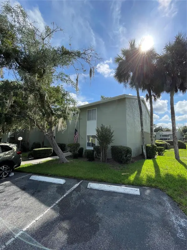 586 BAHIA CIR #B, Ocala, FL 34472