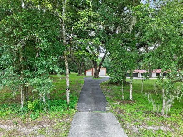 18741 N US HIGHWAY 301, Citra, FL 32113