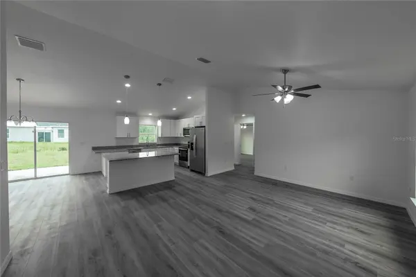 11 MALAUKA PASS, Ocklawaha, FL 32179