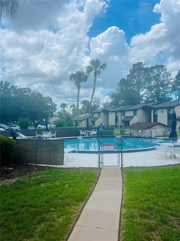 625 MIDWAY DR #B, Ocala, FL 34472