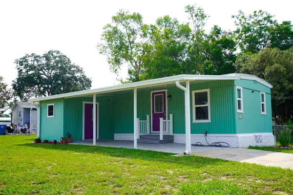 8114 WESTERN CIRCLE DR, Brooksville, FL 34613