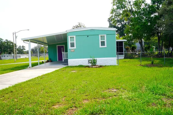 8114 WESTERN CIRCLE DR, Brooksville, FL 34613