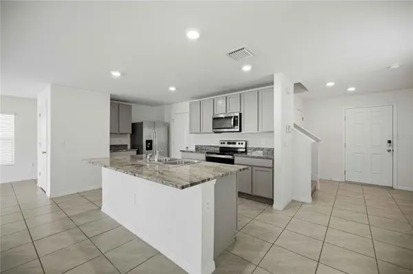 8642 SW 46TH AVE, Ocala, FL 34476