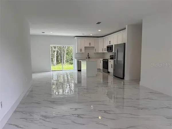 2007 W HAMPSHIRE BLVD, Citrus Springs, FL 34434