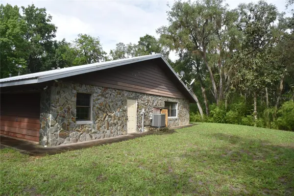 8650 NW 136TH AVE, Chiefland, FL 32626