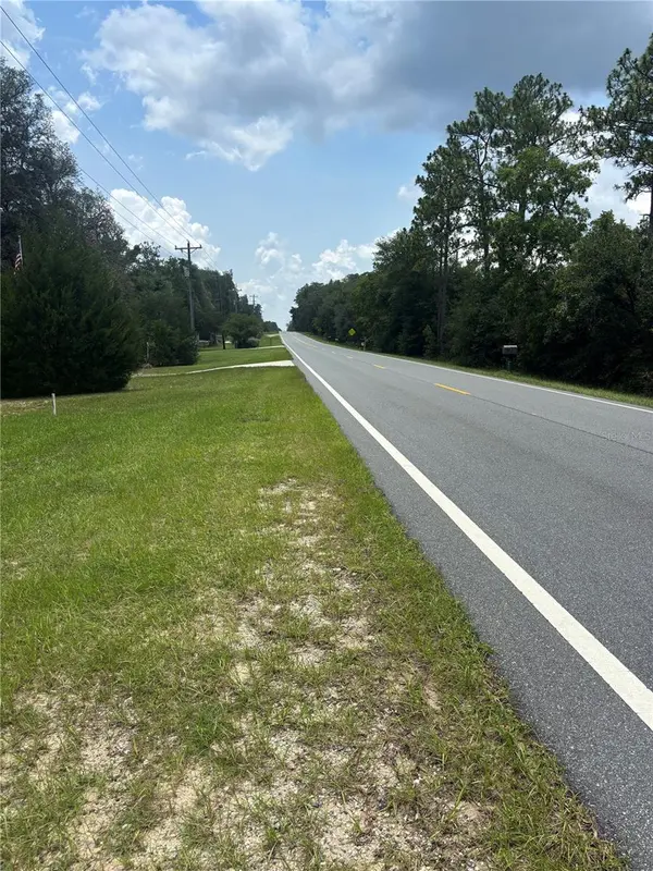 4035 N HIGHWAY 314A #2, Silver Springs, FL 34488