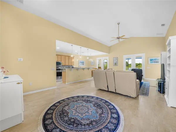 5553 HOGAN LN, Winter Haven, FL 33884