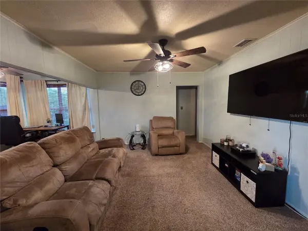 124 E F ST, Frostproof, FL 33843