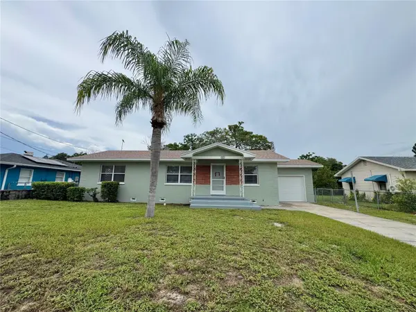 921 AVENUE E NE, Winter Haven, FL 33881