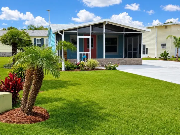 5245 ISLAND VIEW CIR N, Polk City, FL 33868
