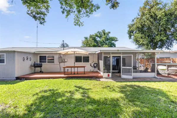 2021 OLIVER PL, Winter Haven, FL 33881