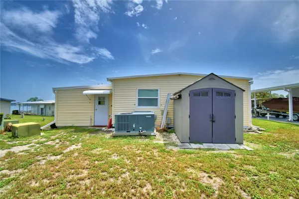 151 HOLIDAY LN, Auburndale, FL 33823