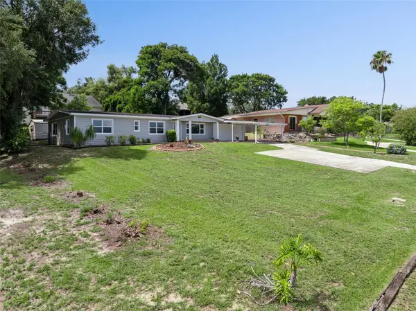 1024 SUNSET DR, Lake Wales, FL 33853