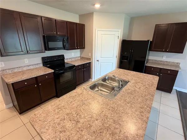2822 NE 44TH RD, Ocala, FL 34470