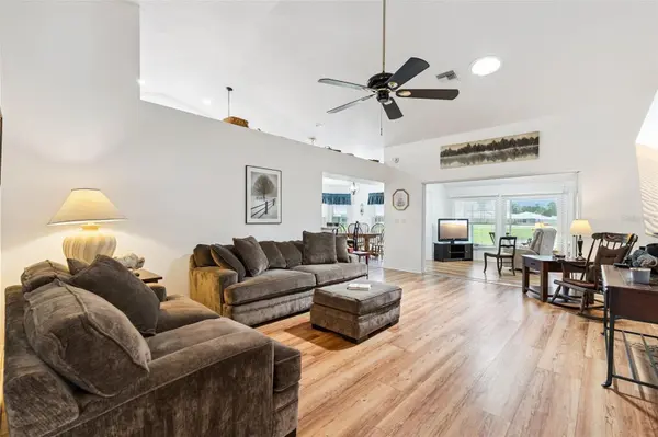 501 EASTLAKE DR, Haines City, FL 33844