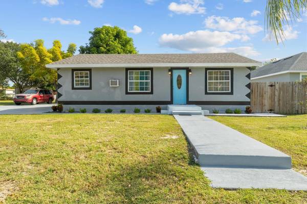 513 5TH ST, Dundee, FL 33838