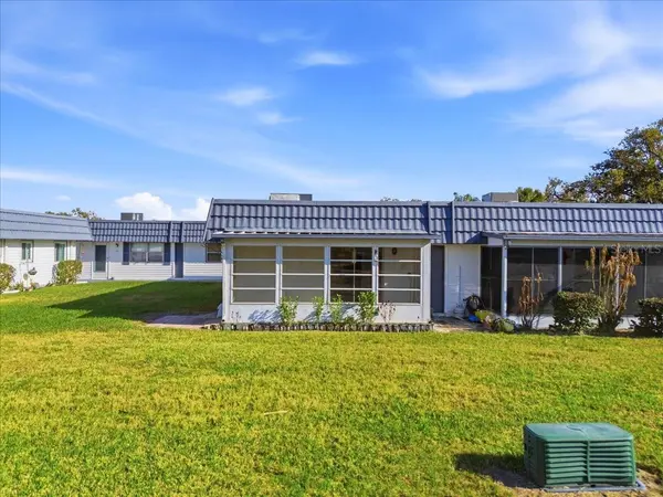 205 ANDOVER PL N #119, Sun City Center, FL 33573