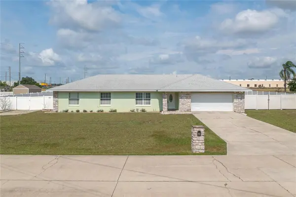 411 COUNTRY PINE RD, Haines City, FL 33844
