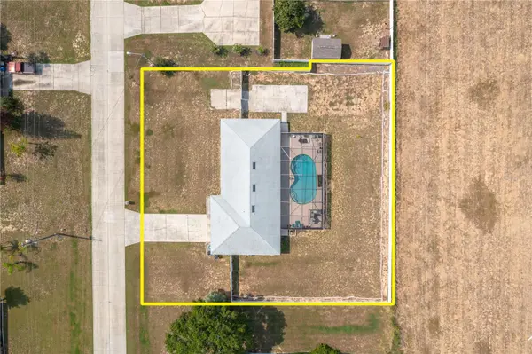 411 COUNTRY PINE RD, Haines City, FL 33844