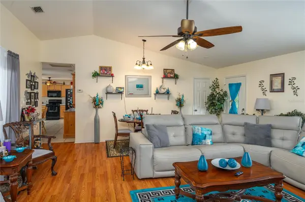 411 COUNTRY PINE RD, Haines City, FL 33844