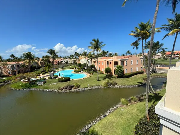 150 SE CANDELERO DRIVE DR #712, Humacao, PR 00791