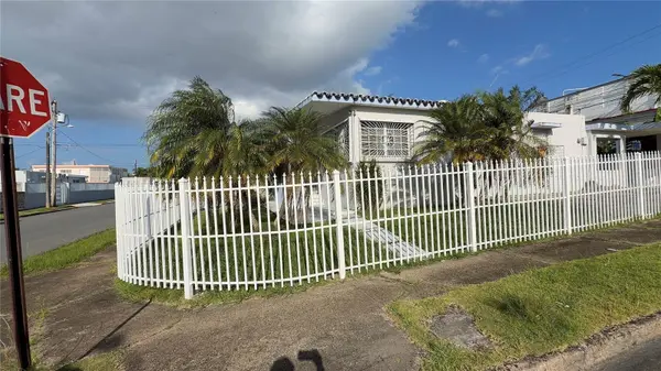 CALLE BECASINA E-32 URB COUNTRY CLUB #926, San Juan, PR 00924