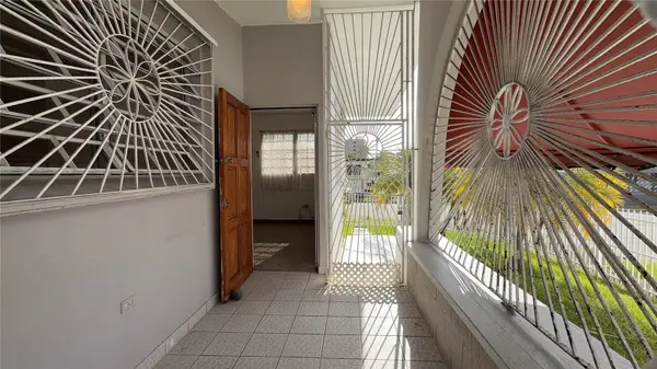 CALLE BECASINA E-32 URB COUNTRY CLUB #926, San Juan, PR 00924