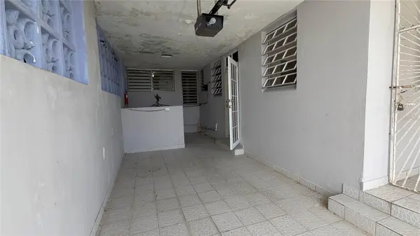 CALLE BECASINA E-32 URB COUNTRY CLUB #926, San Juan, PR 00924