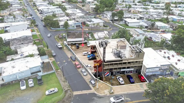 1 HNAS DAVILA, BETANCES ESQ A D, Bayamon, PR 00959