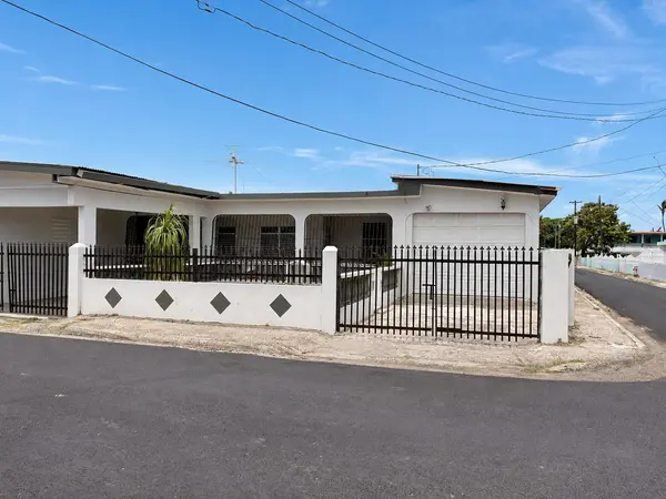 11 SINGAPUR, Juana Diaz, PR 00795