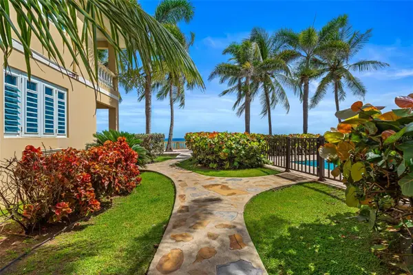 8 CONDO OCEAN VIEW CASTLE, Aguada, PR 00602