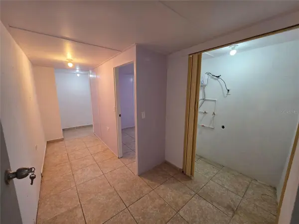 657 ST BO. ARRENALEJOS #4, Arecibo, PR 00612