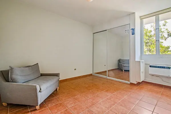 693 NCV #324, Vega Alta, PR 00692