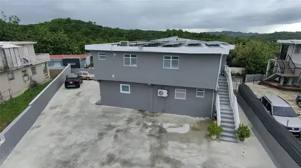 8 . #183, Toa Alta, PR 00953