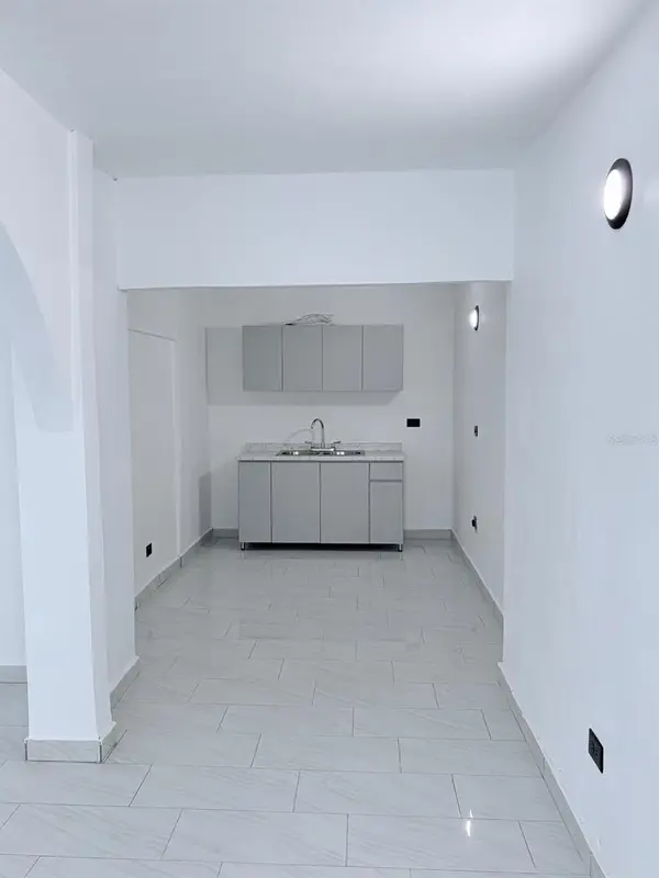 8 . #183, Toa Alta, PR 00953
