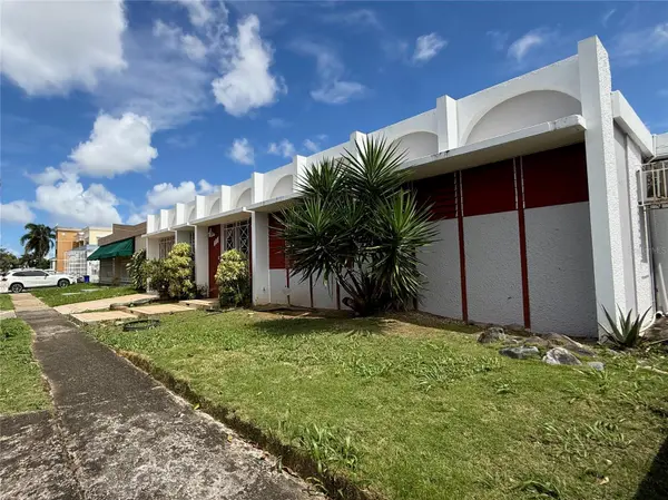 T-10 MCKINLEY, Guaynabo, PR 00969