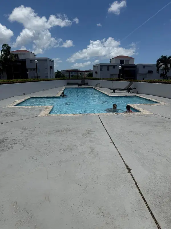 1802 BOULEVARD DE LA MEDIA LUNA #1802, Carolina, PR 00979