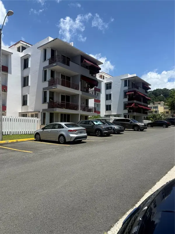 1802 BOULEVARD DE LA MEDIA LUNA #1802, Carolina, PR 00979