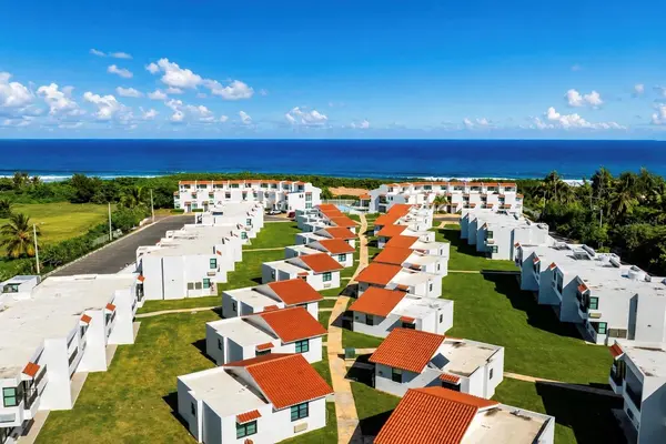 348 PR-4466 MARBELA CASA DE PLAYA #C-215, Isabela, PR 00662