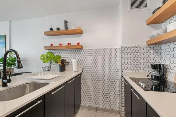 1404 COND PLAYA AZUL III #1404, Luquillo, PR 00773