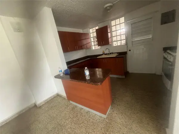 Calle 18 BLOQUE 23, Bayamon, PR 00959