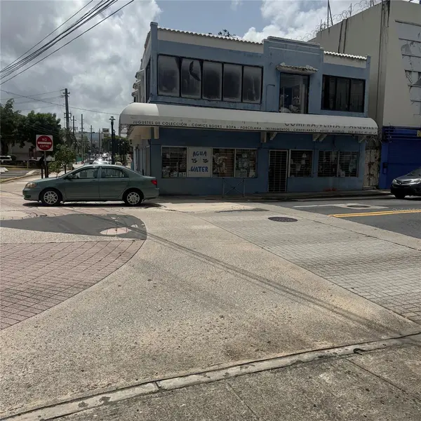 AVE. COMERIO ESQ. BETANCES, Bayamon, PR 00961