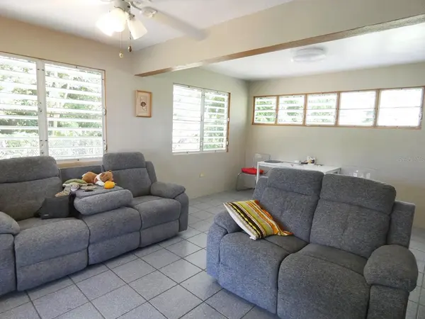 37 CALLE CORAL, Vieques, PR 00765