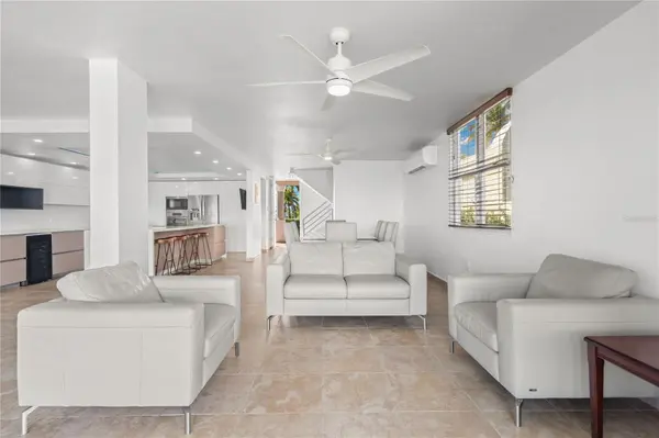 J1 CALLE COSTA DORADA, Dorado, PR 00646