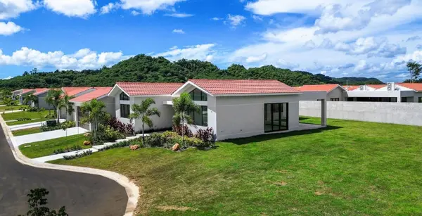 0 ISLA DE LAS FLORES, Dorado, PR 00646