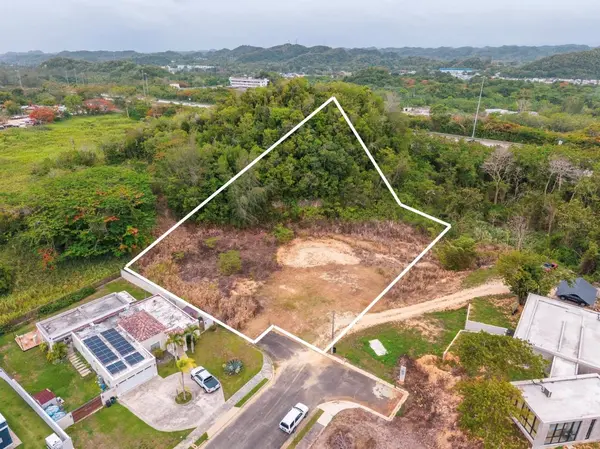 URB. REPARTO ROSELLO, Manati, PR 00674