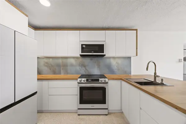 3409 AVE. ISLA VERDE #704, Carolina, PR 00979