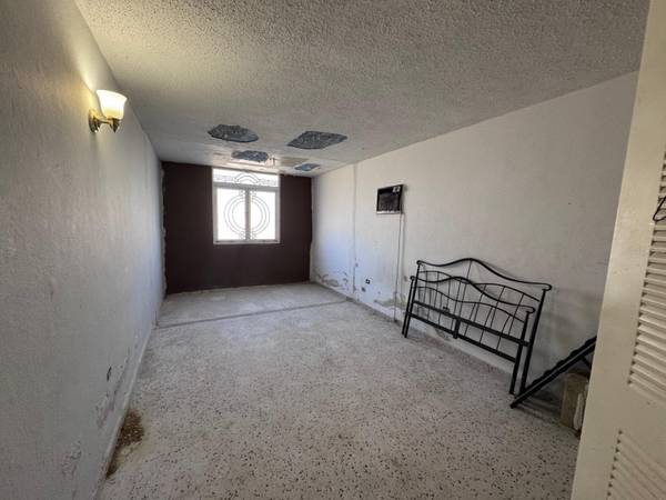 2S-2 URB METROPOLIS, Carolina, PR 00987