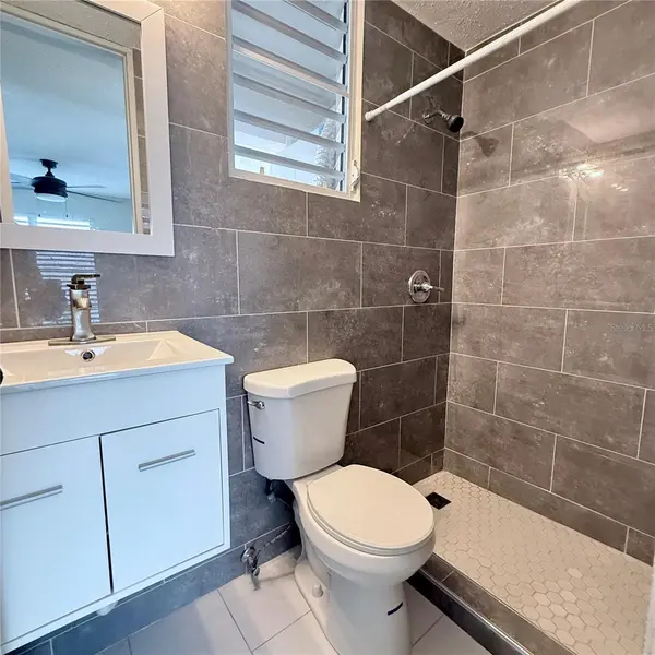 143 JARDINES DE COUNTRY CLUB #CG26, Carolina, PR 00983
